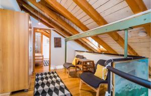 Posedenie v ubytovaní Gorgeous Home In Dubrovnik With Kitchen