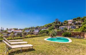 The swimming pool at or close to Lovely Home In Sant Cebrià De Vallalta Még 32 kép