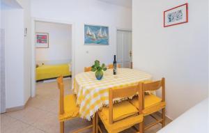 Posedenie v ubytovaní Apartment Rudarska