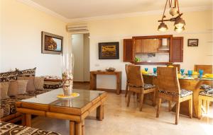 Posedenie v ubytovaní Nice Apartment In Ayamonte With Wifi