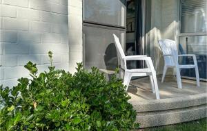 Taman di luar 1 Bedroom Lovely Apartment In Bredene +9 gambar