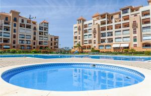 Bazén v ubytovaní Nice Apartment In Ayamonte With Wifi alebo v jeho blízkosti