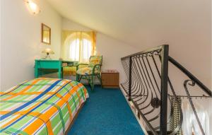 Posteľ alebo postele v izbe v ubytovaní Cozy Apartment In Sukosan With Wifi