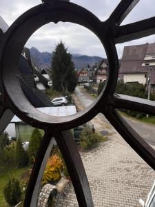 Výhľad na hory alebo výhľad na hory priamo z apartmánu