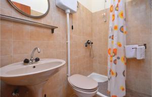 Kúpeľňa v ubytovaní Apartment Jelsa 08