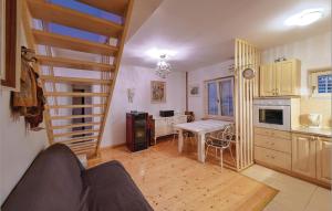 Kuchyň nebo kuchyňský kout v ubytování Holiday Home Murter With Sea View 01