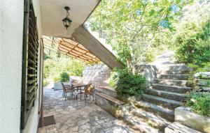 Vonkajšia záhrada v ubytovaní Holiday Home - Holiday Home Crnja Luka 42