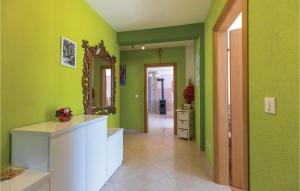 Fotografia z galérie ubytovania Two-Bedroom Holiday Home In Stasevica v destinácii Staševica
