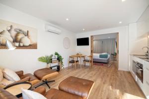 Μια τηλεόραση ή/και κέντρο ψυχαγωγίας στο Stunning Apartment in City Centre