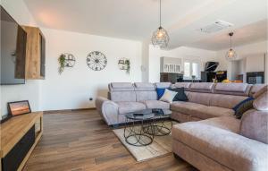 Fotografie z fotogalerie ubytování Stunning Home In Vrsi v destinaci Vrsi