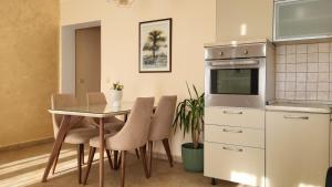 Köök või kööginurk majutusasutuses Apartments Teodo
