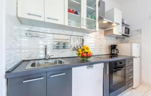 Fotografie z fotogalerie ubytování Apartment Kastel Stari 20 v destinaci Kaštela