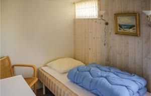 Postel nebo postele na pokoji v ubytování Three-Bedroom Holiday Home In Saby