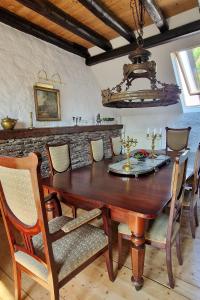 Φωτογραφία από το άλμπουμ του Antikes Haus an der Mosel σε Kinheim