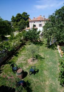 Gallery image of Holiday Home Stancija Becic in Mugeba