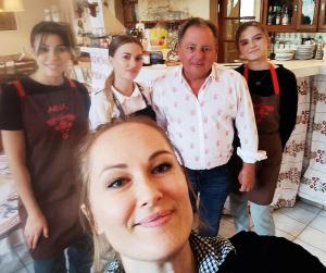Hosté ubytování Alba Góra Św Anny Restauracja i Pokoje