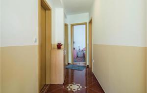 Fotografia z galérie ubytovania Lovely Home In Pula With Kitchen v destinácii Pula