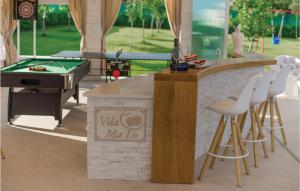 Fotografia z galérie ubytovania Cozy Home In Seget Donji With Jacuzzi v Trogiri