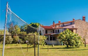 Fotografia z galérie ubytovania 6 Bedroom Lovely Home In Liznjan v destinácii Ližnjan