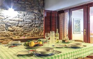 Fotografia z galérie ubytovania 6 Bedroom Lovely Home In Liznjan v destinácii Ližnjan