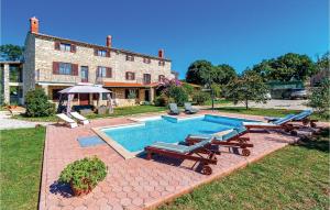 Fotografia z galérie ubytovania 6 Bedroom Lovely Home In Liznjan v destinácii Ližnjan