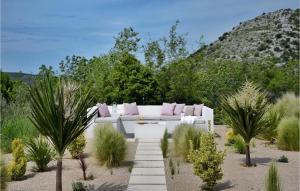 Un paisaje natural cerca de la casa vacacional