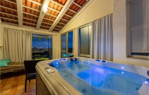 Fotografie z fotogalerie ubytování Awesome Home In Krkovic With Sauna v destinaci Lađevci