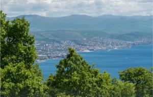 Fotografia z galérie ubytovania 3 Bedroom Cozy Home In Opatija v destinácii Opatija