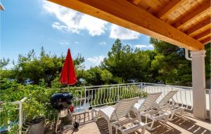 Balkón nebo terasa v ubytování Holiday Home Prizba Bb