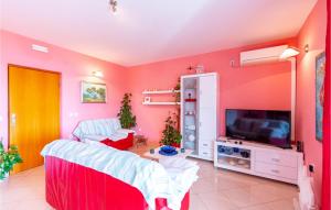 TV a/nebo společenská místnost v ubytování Holiday Home Prizba Bb