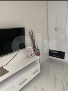 TV a/nebo společenská místnost v ubytování Apartman 078