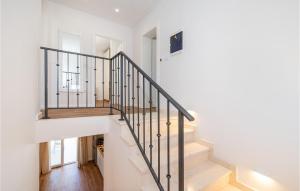 Fotografie z fotogalerie ubytování Pet Friendly Home In Privlaka v destinaci Privlaka