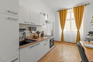 Kuchyňa alebo kuchynka v ubytovaní Zentrale, stilvolle und gemütliche Wohnung