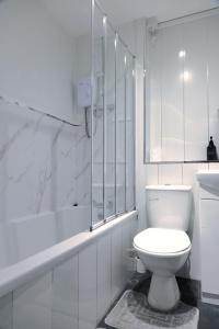 Ένα μπάνιο στο Sunderland City Centre Cosy 2 Bed Apartment