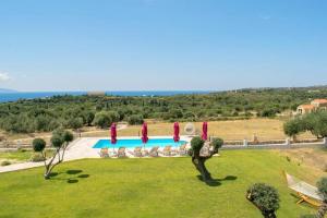 Πισίνα στο ή κοντά στο Trapezaki Seaview Apartmens Anemoni