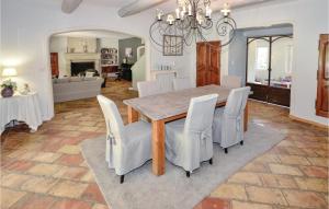 Φωτογραφία από το άλμπουμ του Pet Friendly Home In Cavaillon σε Les Vignères