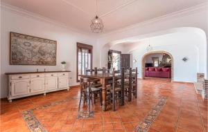 Fotografia z galérie ubytovania Nice Home In Malaga With Jacuzzi v destinácii Málaga