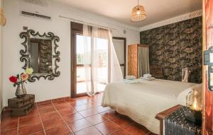 Posteľ alebo postele v izbe v ubytovaní Nice Home In Malaga With Jacuzzi