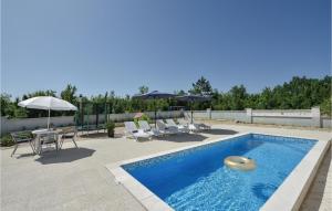 Fotografia z galérie ubytovania 3 Bedroom Lovely Home In Nova Sela v destinácii Nova Sela
