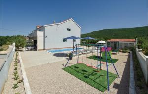 Fotografia z galérie ubytovania 3 Bedroom Lovely Home In Nova Sela v destinácii Nova Sela