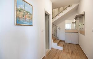 Fotografie z fotogalerie ubytování Nice Apartment In Podaca With Wi-Fi v destinaci Podaca