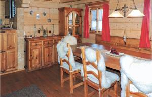 Fotografia z galérie ubytovania Ferienhaus Mit Pool Und Sauna v destinácii Breitenfeld an der Rittschein