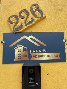 Certifikát, hodnocení, plakát nebo jiný dokument vystavený v ubytování FRAN's - HOSPEDAGENS