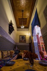 Posezení v ubytování Riad Ibn Khaldoun