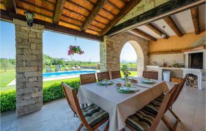 Πισίνα στο ή κοντά στο Villa Oliveta