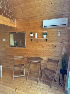 Gallery image of Conacul lui Patrick in Poenari