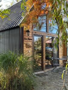 Gallery image of Conacul lui Patrick in Poenari +156 photos