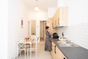 Nhà bếp/bếp nhỏ tại Spilia Suites Hotel Mykonos
