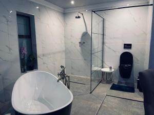 ANG COMSAT Guesthouse的一间浴室