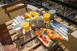 * Le Provencal * cosy flat 3 min walk from the sea